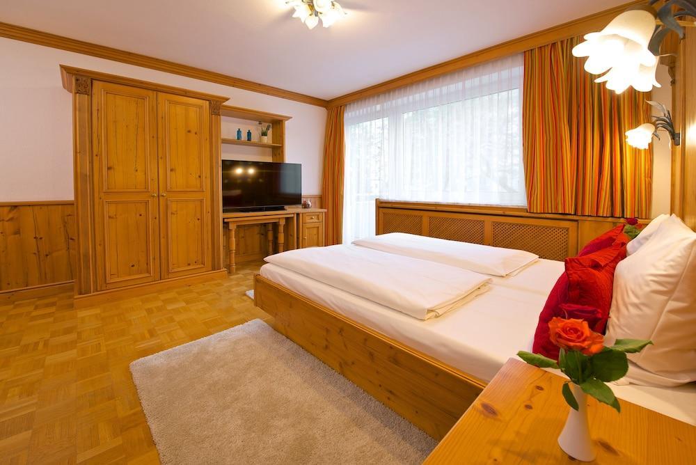 Park Hotel Laim München Exteriör bild