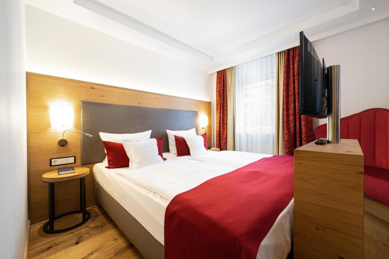 Park Hotel Laim München Exteriör bild